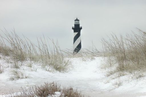 winter-lighthouse